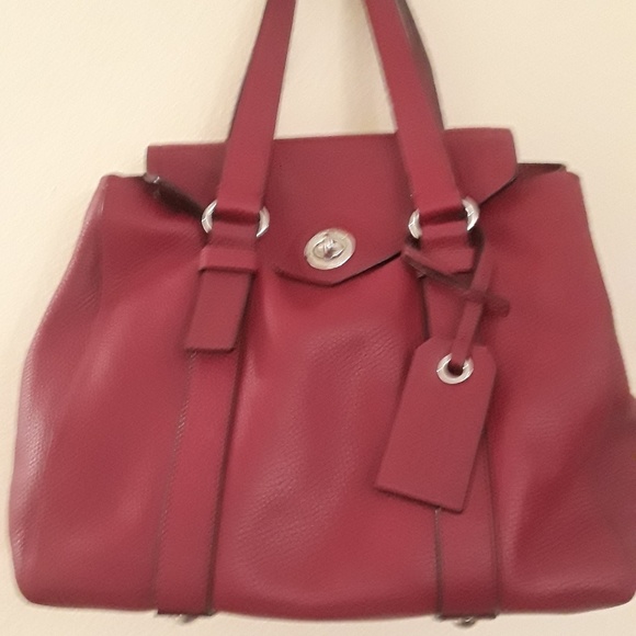 Marc Jacobs Handbags - Authentic Marc Jacobs Leather Wine Burgundy red
